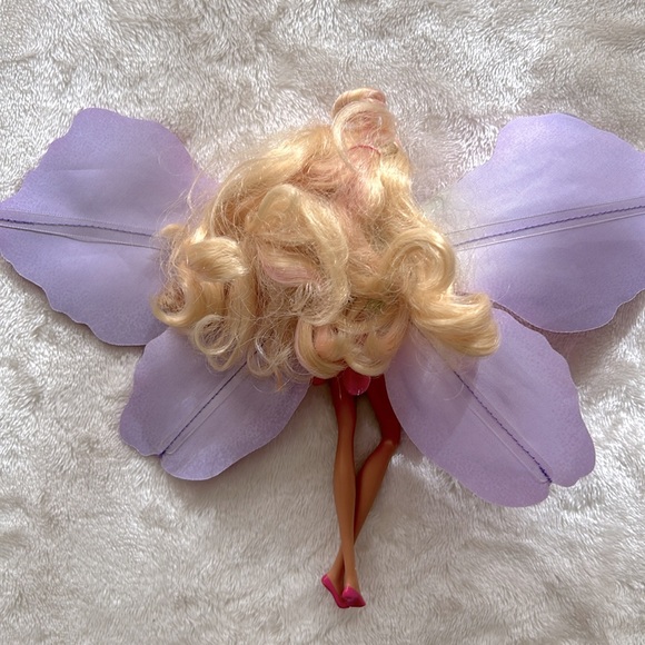 Barbie Blooming Thumbelina Set - Picture 13 of 15